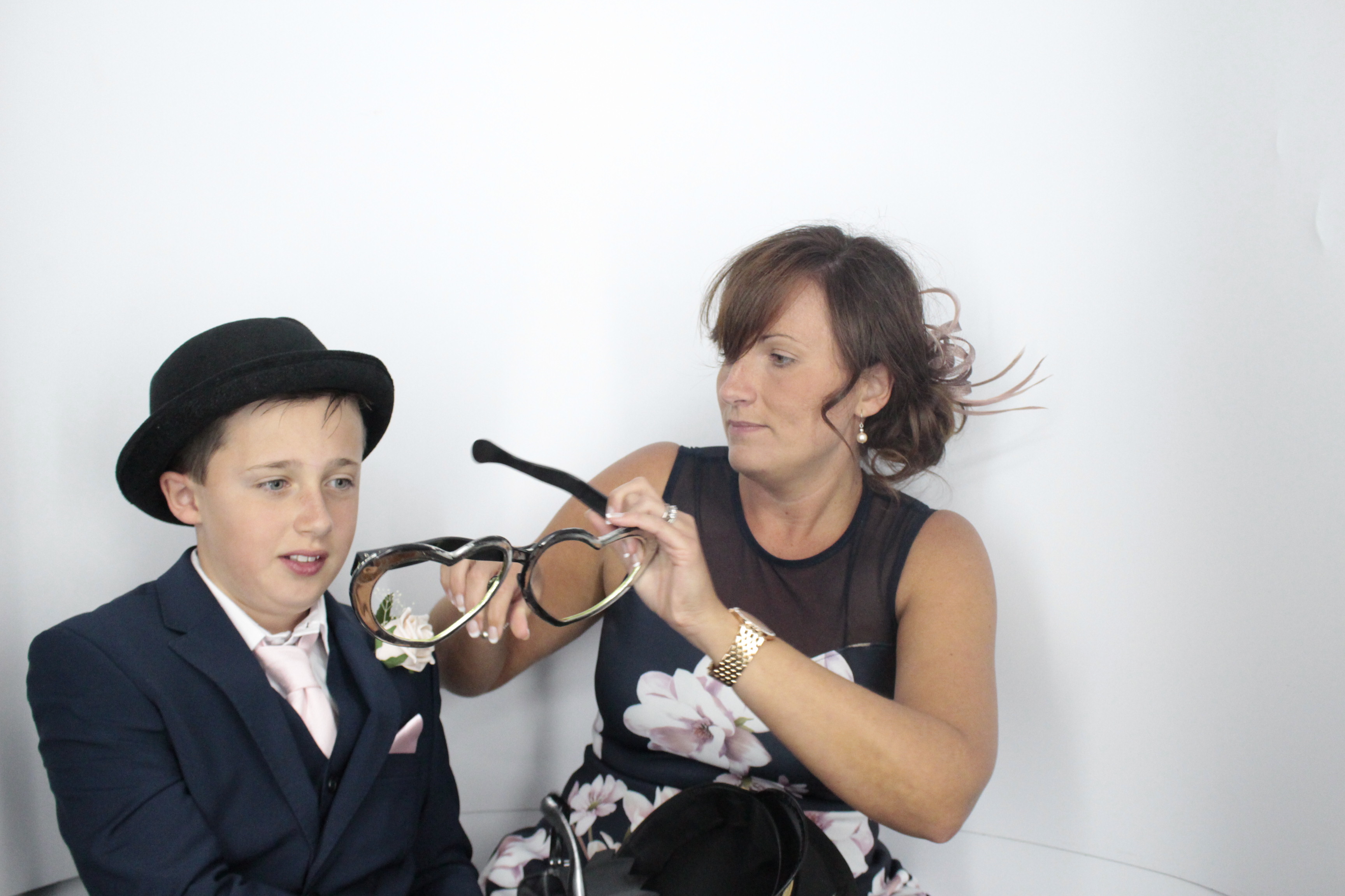 Kim & Andy's Wedding | View more photos from the event at gallery.myphotoboothexperience.co.uk/u/MyPhotoBoothExperienceLtd/Kim-Andys-Wedding